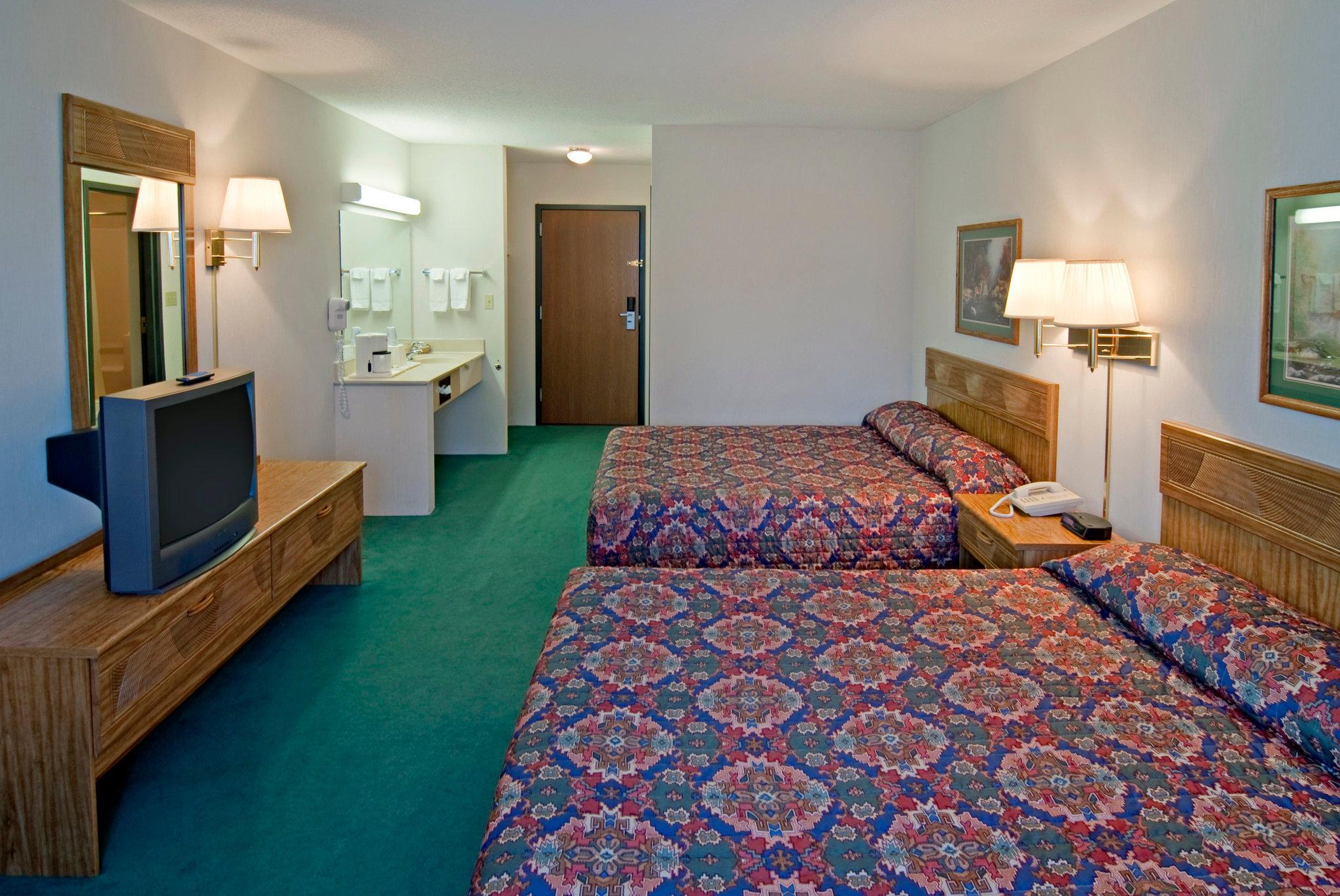 Americas Best Value Inn & Suites - Tahquamenon Country Newberry Rum bild