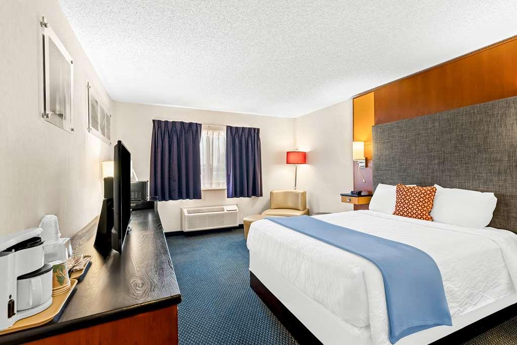 Americas Best Value Inn & Suites - Tahquamenon Country Newberry Rum bild
